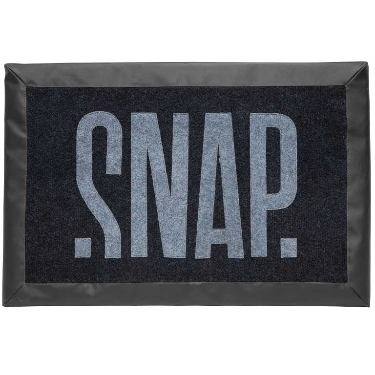 snapclimbing_crashpad_plaster_ 